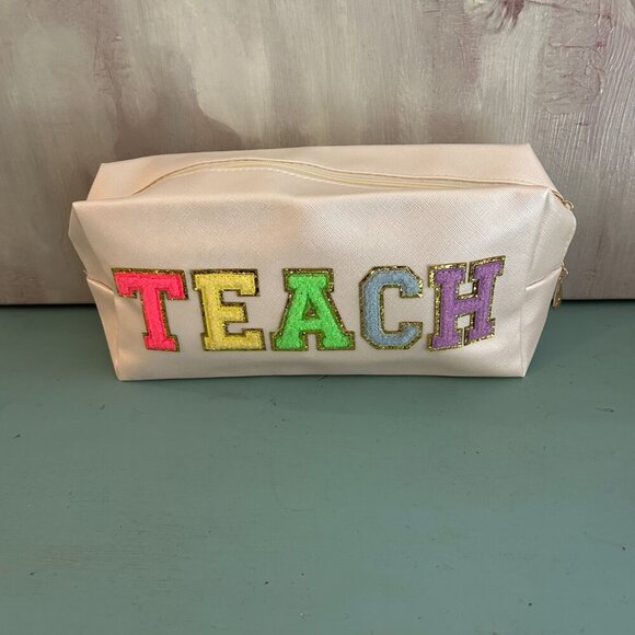 NEW TEACH Letter Makeup Bag Colorful TEACHER Chenille Letter Patch Cosmetic Bag - Picture 6 of 11